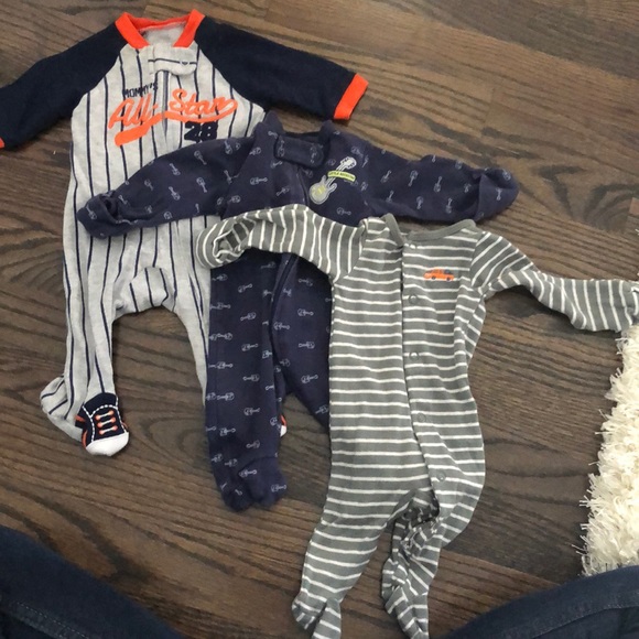Set of 3 newborn PJs - Picture 1 of 4
